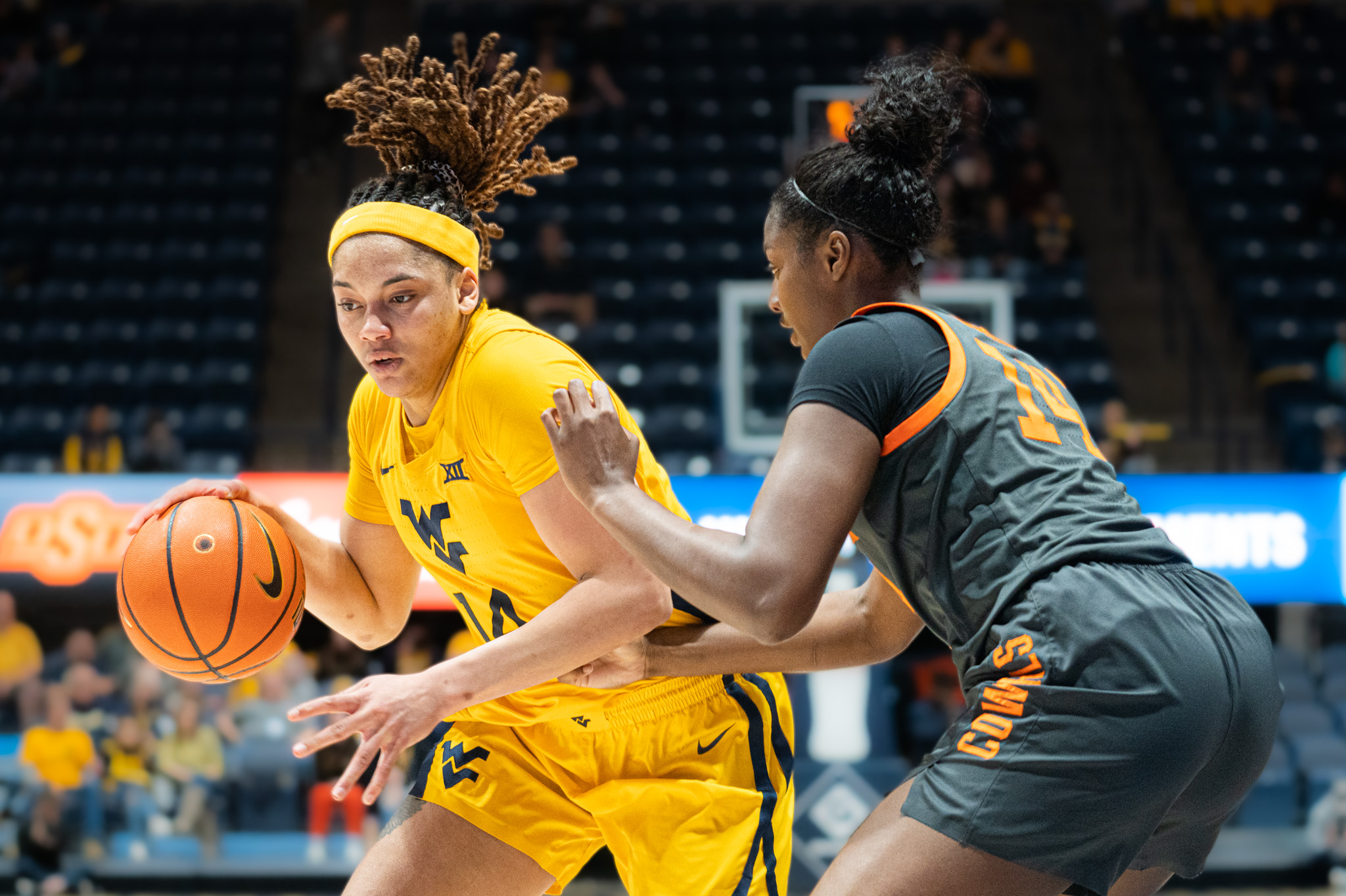 West Virginia holds off Oklahoma State rally to record second-straight victory